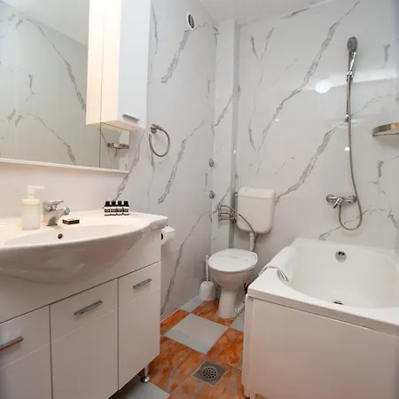 New Kuc By Marvel Hotel Budva